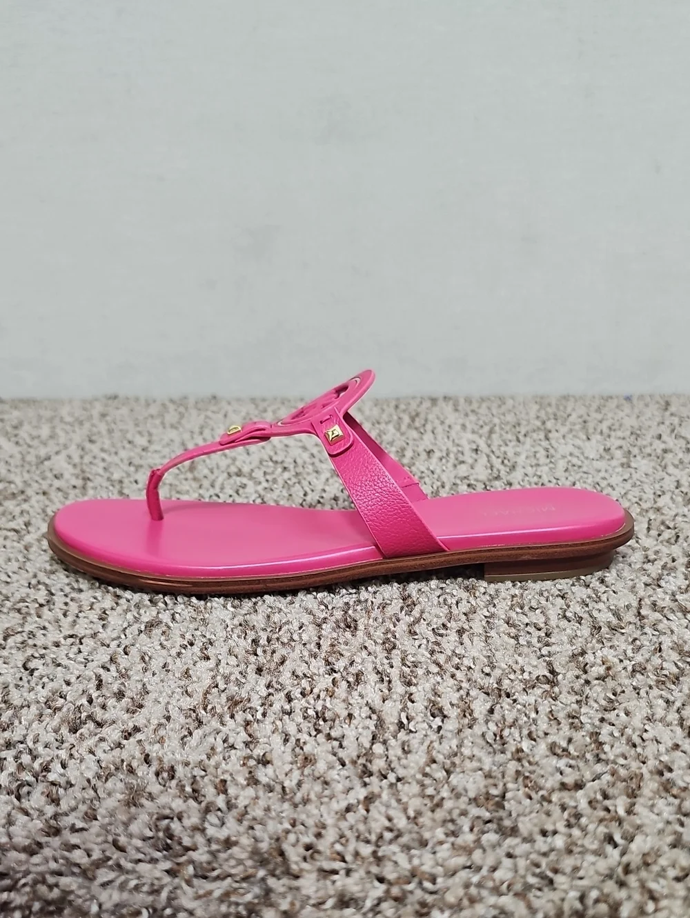 MICHAEL KORS AUBREY CUT-OUT SANDALS BFPM-08-175